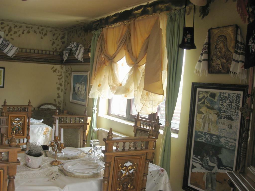 Leaganul Bucovinei Guest House Suceava Eksteriør bilde