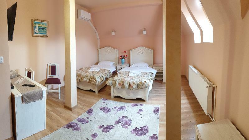 Leaganul Bucovinei Guest House Suceava Eksteriør bilde